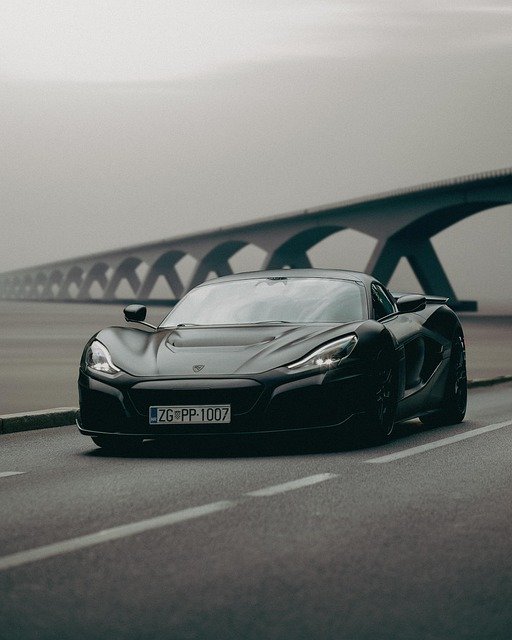 Electric vs Gasoline Cars: Which Is Better?